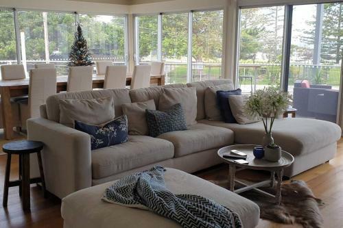 Luxury Uci Course Home Opposite Austinmer Beach