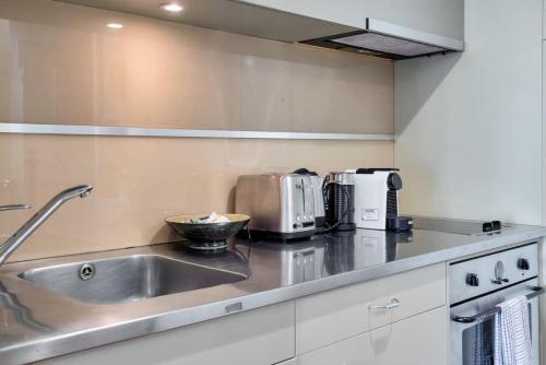 Apartamento Viaduct Studio W Skytower View - Free Parking