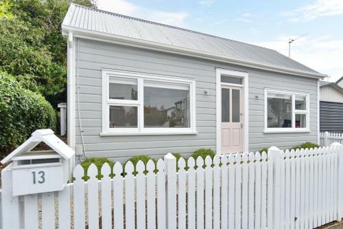 Otley Cottage - Christchurch Holiday Homes