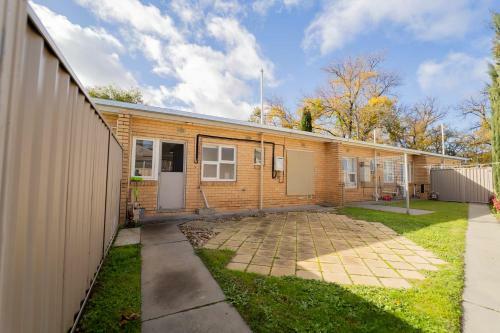 Vintage Style On Bridge Central Location Designated Office Space
