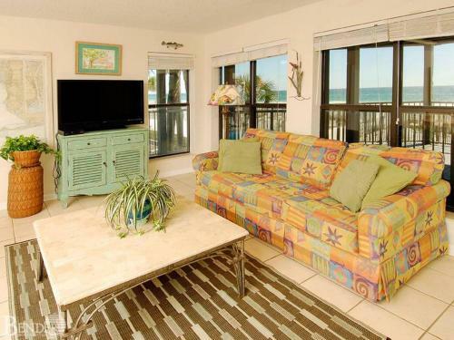 Sandpiper Beachfront Condos By Bender Vacation Rentals