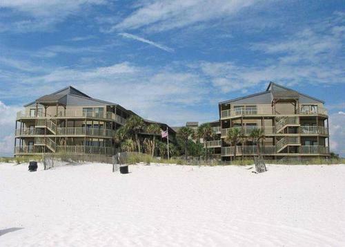 Sandpiper Beachfront Condos By Bender Vacation Rentals