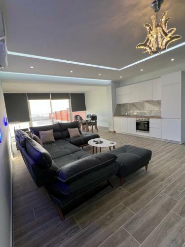 Lr 2-bedrooms Apartament Sea View 2