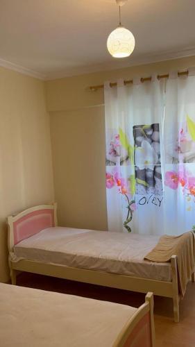 Tow Bedroom Apartment 250m From The Sea.
