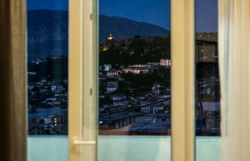 Hostal Patio Rooms Gjirokaster