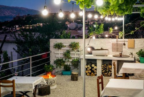 Hostal Patio Rooms Gjirokaster