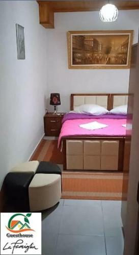 Hostal Guesthouse La Famiglia