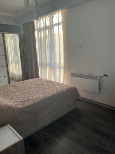2 Bedroom Apartment With Amazing View
