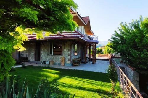 Villa Goshdream Guesthouse