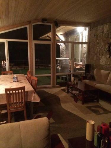 Villa Goshdream Guesthouse