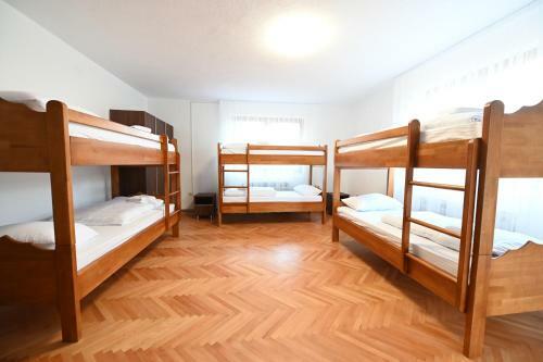 Hostel Sobe Drvorez