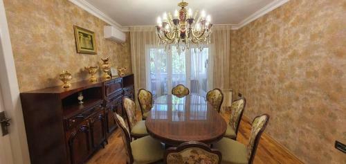 David's Luxury Apartment