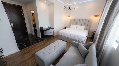 Hotel Mount Alverno Luxury Resorts