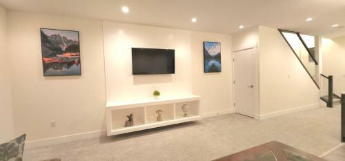 Famous 1-bedroom Home In Calgary Center