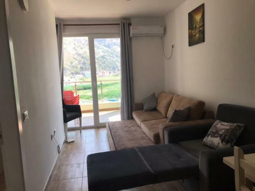Apartment In Shengjin,lezh�