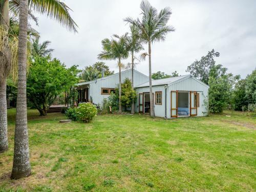 Matapouri Hideaway - Matapouri Holiday Home