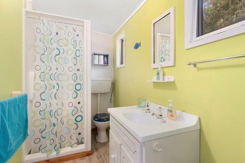 Martin's Bay Magic - Martins Bay Holiday Home