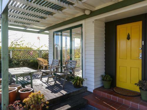 Jacaranda Lodge - Napier Hill Holiday Home