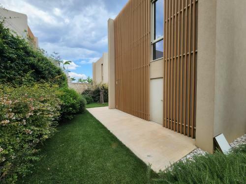 Individual Villa 19, Green Coast