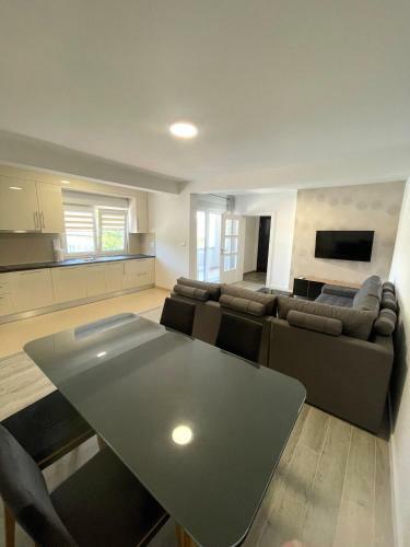 Apartman Jure