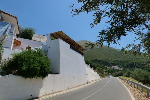 Bed & Breakfast Vila Panorama Piqeras