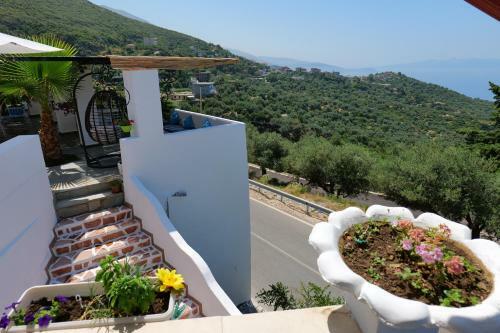 Bed & Breakfast Vila Panorama Piqeras