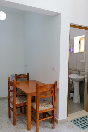 Bed & Breakfast Vila Panorama Piqeras