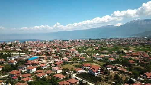 Bed & Breakfast Topalli Vila