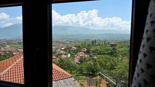 Bed & Breakfast Topalli Vila