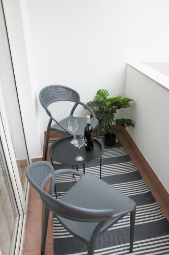 Memories Apartment