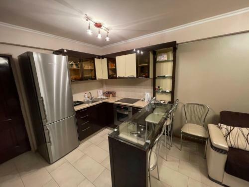 One Bedroom Cozy Apartment In Mountains
