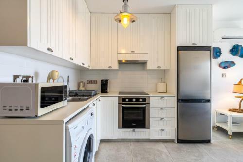 1- Bedroom Apartment Near Meneou Beach