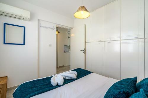 1- Bedroom Apartment Near Meneou Beach