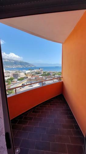 Sweetview 2-bedroom Apartment With 3 Balcony Seaview