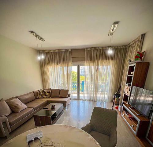 Marina Limasool 3 Bedroom Apartment & Pool