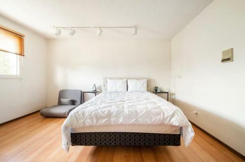 6 Rooms Home By Cp Lrt