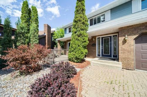 6 Rooms Home By Cp Lrt