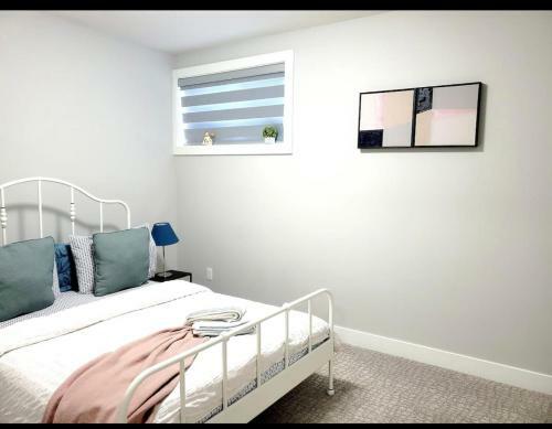 Apartamento Beautiful & Stylish 2 Bedroom Private Basement Suite
