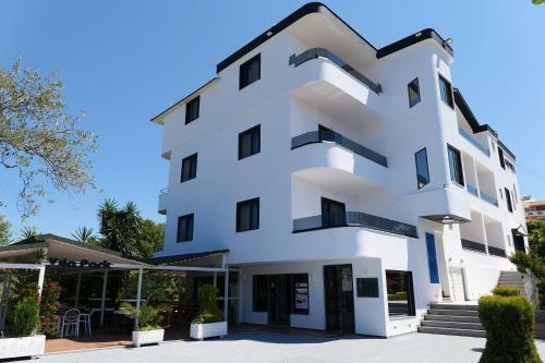 Hotel Vila Park Bujari