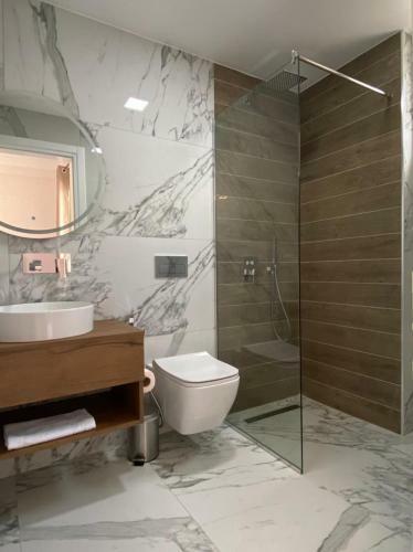 Hotel Golden Hill Ksamil