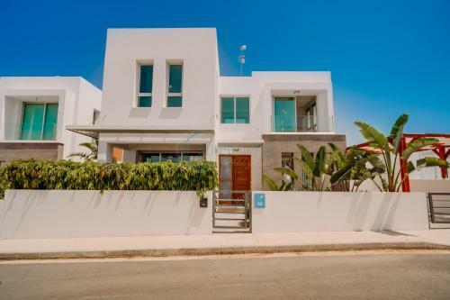 Dream 3bdr Villa With Private Pool Near The Beach!