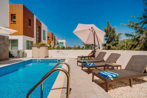 Dream 3bdr Villa With Private Pool Near The Beach!