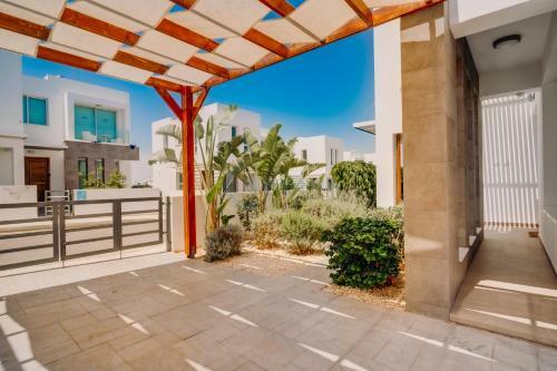 Dream 3bdr Villa With Private Pool Near The Beach!