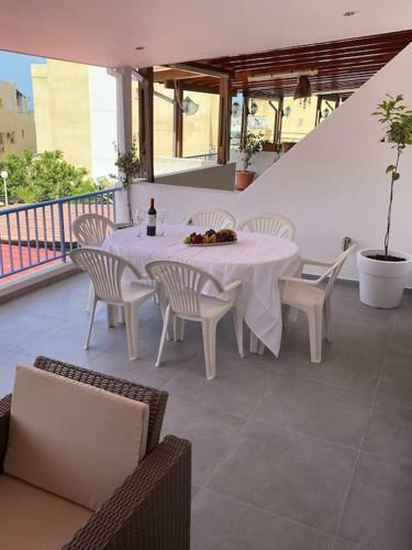Casa Azzuro - Luxurious Modern Apartment Kapparis