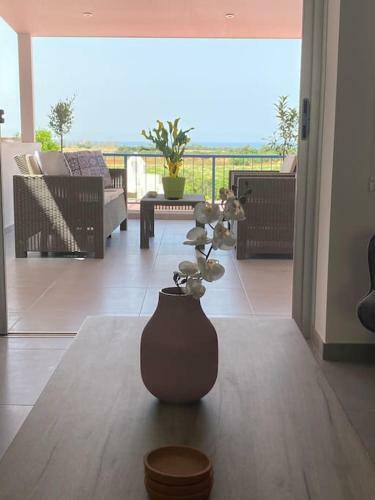 Casa Azzuro - Luxurious Modern Apartment Kapparis
