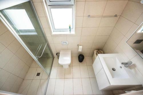 Remarkable 3-bed House In Paralimni
