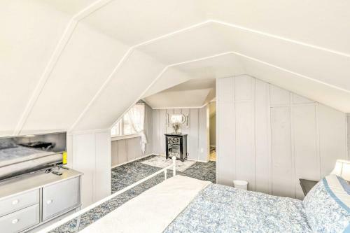 Family-friendly Flagstaff House With Big Yard!
