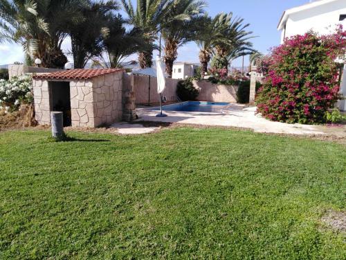 Lovely 7 Bedroom Villa