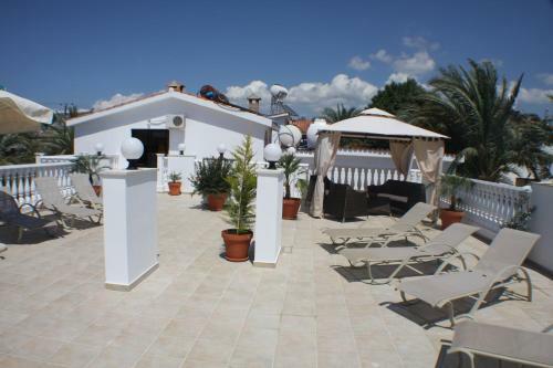 Lovely 7 Bedroom Villa