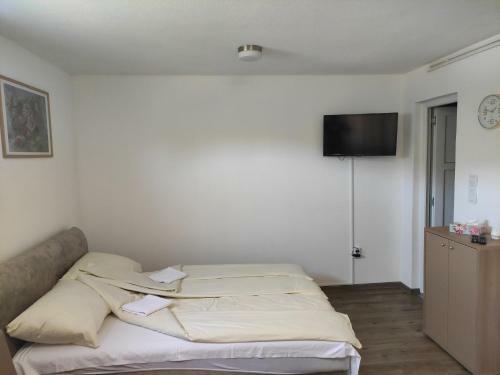 Dream Home Studio Apartments
